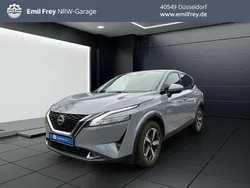 Grau Gebraucht 2024 Nissan Qashqai N-Connecta SUV | 24.875 € (Guter Preis)