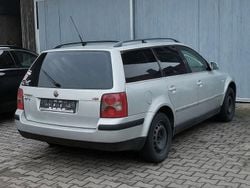 Silber Gebraucht 2002 VW Passat Comfortline Kombi | 850 € (Superpreis)