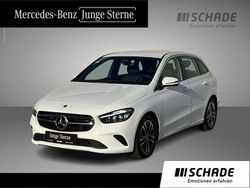 Weiß Gebraucht 2024 Mercedes B200 Progressive Van / Kleinbus | 30.550 € (Guter Preis)
