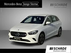 Weiß Gebraucht 2024 Mercedes B200 Progressive Van / Kleinbus | 31.850 € (Guter Preis)