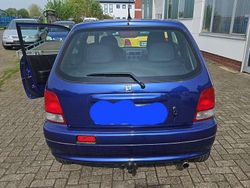 Blau Gebraucht 2001 Honda Logo Kleinwagen | 2.500 € (Etwas zu teuer)