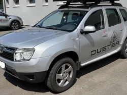 Grau Gebraucht 2012 Dacia Duster Lauréate SUV | 5.150 € (Guter Preis)