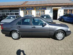 Grau Gebraucht 1997 Mercedes C180 Classic Limousine | 11.990 €