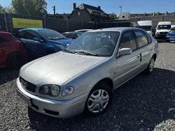 Silber Gebraucht 2001 Toyota Corolla Kleinwagen | 5.490 € (Teuer)