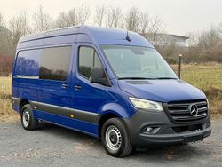 Blau Gebraucht 2022 Mercedes Sprinter Van | 32.900 €