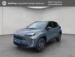 Grau Neu 2025 Toyota Yaris Hybrid Sport | 38.290 €