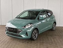 Mangrove green Neu 2025 Hyundai i10 Premium Kleinwagen | 19.150 € (Fairer Preis)