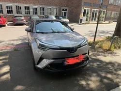 Grau Gebraucht 2016 Toyota C-HR Multidrive S SUV | 17.000 € (Fairer Preis)