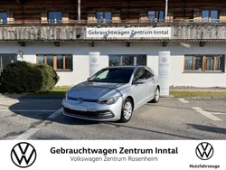 Reflexsilber Gebraucht 2021 VW Golf VIII Active Limousine | 21.890 € (Guter Preis)
