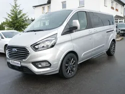 Silber Gebraucht 2019 Ford Tourneo Custom Titanium X Van / Kleinbus | 31.790 € (Teuer)