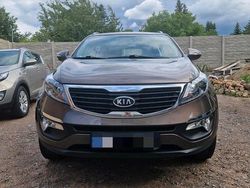 Braun Gebraucht 2011 Kia Sportage SUV | 8.500 €