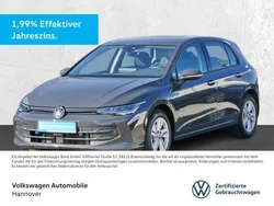 Uranograu Gebraucht 2024 VW Golf VIII Life Limousine | 22.970 € (Guter Preis)