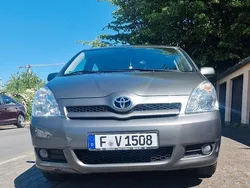 Grau Gebraucht 2006 Toyota Corolla Verso Executive Van / Kleinbus | 4.350 € (Fairer Preis)