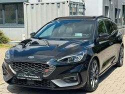 Schwarz Gebraucht 2020 Ford Focus ST Limousine | 24.990 € (Etwas zu teuer)