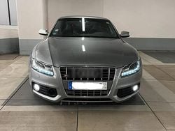 Silber Gebraucht 2011 Audi S5 Comfort Coupé | 30.000 €