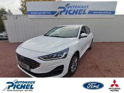 Weiß Gebraucht 2023 Ford Focus Titanium Limousine | 19.990 € (Superpreis)