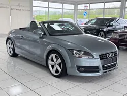 Grau Gebraucht 2010 Audi TT Roadster S-line plus Cabrio | 14.990 € (Fairer Preis)