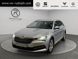 Brilliantsilber metallic Gebraucht 2022 Skoda Superb Ambition Kombi | 19.879 € (Guter Preis)