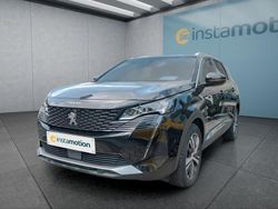 Schwarz Gebraucht 2022 Peugeot 5008 Van / Kleinbus | 28.749 € (Fairer Preis)