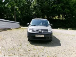 Grau Gebraucht 2018 Renault Kangoo Intens Van / Kleinbus | 14.800 €