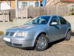 Silber Gebraucht 2003 VW Bora Limousine | 1.750 € (Fairer Preis)