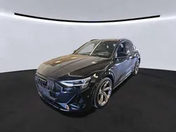 Mythosschwarz metallic Gebraucht 2022 Audi e-tron Ambiente SUV | 45.915 € (Guter Preis)
