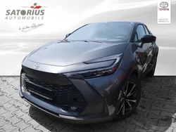 Grau Neu 2025 Toyota C-HR SUV | 42.300 € (Teuer)