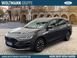 Grau Gebraucht 2024 Ford Focus Titanium Limousine | 22.950 € (Guter Preis)