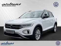 Pure white (weiß) Gebraucht 2023 VW T-Roc Business SUV | 24.700 € (Fairer Preis)