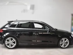 Schwarz metallic Gebraucht 2014 Audi S3 Comfort | 25.930 € (Guter Preis)