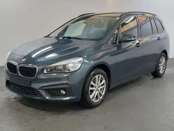 Grau Gebraucht 2016 BMW 216 Active Tourer Van / Kleinbus | 9.599 € (Fairer Preis)