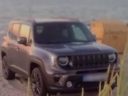 Grau Gebraucht 2021 Jeep Renegade SUV | 23.500 € (Guter Preis)