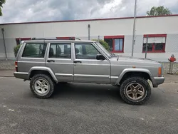 Grau Gebraucht 1999 Jeep Cherokee SUV | 3.900 €
