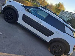 Weiß Gebraucht 2015 Citroën C4 Cactus PureTech Kleinwagen | 9.500 € (Etwas zu teuer)