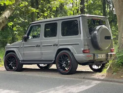 Grau Gebraucht 2020 Mercedes G63 AMG SUV | 140.000 € (Guter Preis)