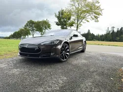 Braun Gebraucht 2015 Tesla Model S Limousine | 18.800 €