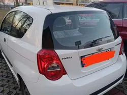 Weiß Gebraucht 2010 Chevrolet Aveo LS Kleinwagen | 3.500 € (Teuer)