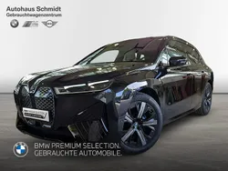 Saphirschwarz Gebraucht 2024 BMW iX Sport Line SUV | 73.330 € (Teuer)