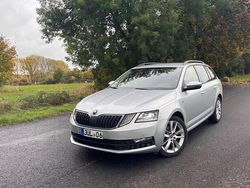 Silber Gebraucht 2017 Skoda Octavia Drive Kombi | 11.900 € (Guter Preis)