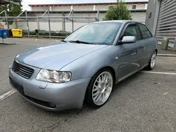 Silber Gebraucht 2002 Audi A3 Basis Kleinwagen | 2.200 € (Guter Preis)