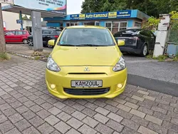 Gelb Gebraucht 2015 Mitsubishi Space Star Diamant Edition Kleinwagen | 3.990 € (Superpreis)