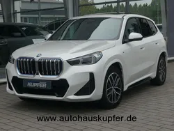 Weiß Gebraucht 2023 BMW iX1 Performance SUV | 42.800 € (Teuer)