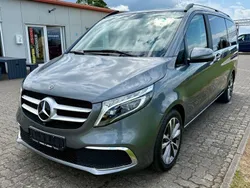 Grau Gebraucht 2022 Mercedes V250 Avantgarde Edition Van / Kleinbus | 49.990 € (Superpreis)