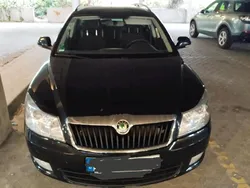 Schwarz Gebraucht 2010 Skoda Octavia Kombi | 4.999 € (Fairer Preis)