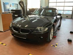 Saphirschwarz Gebraucht 2005 BMW Z4 Sport Line | 13.770 €