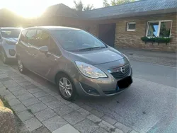 Beige Gebraucht 2010 Opel Meriva Edition Van / Kleinbus | 3.200 € (Guter Preis)