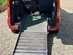 Rot Gebraucht 2007 Renault Kangoo Van / Kleinbus | 5.500 € (Teuer)