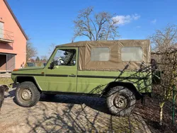 Mercedes G230
