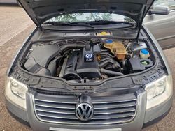 Silber Gebraucht 2001 VW Passat Basis Limousine | 2.250 € (Etwas zu teuer)