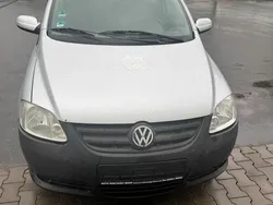 Silber Gebraucht 2007 VW Fox Kleinwagen | 1.050 €